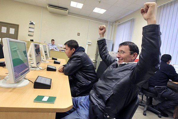 Можно ли беременным сдавать экзамены в гаи